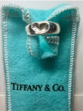 Tiffany & Co. Sterling Silver Heart Accent Ring with pouch